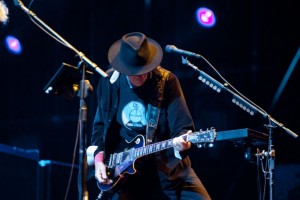 neil_young35_zoom945