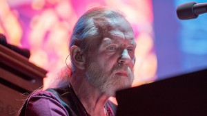 NEW YORK, NY - OCTOBER 21:  Gregg Allman performs onstage during the Allman Brothers Band In Concert at Beacon Theatre on October 21, 2014 in New York City.  (Photo by Mike Pont/Getty Images)